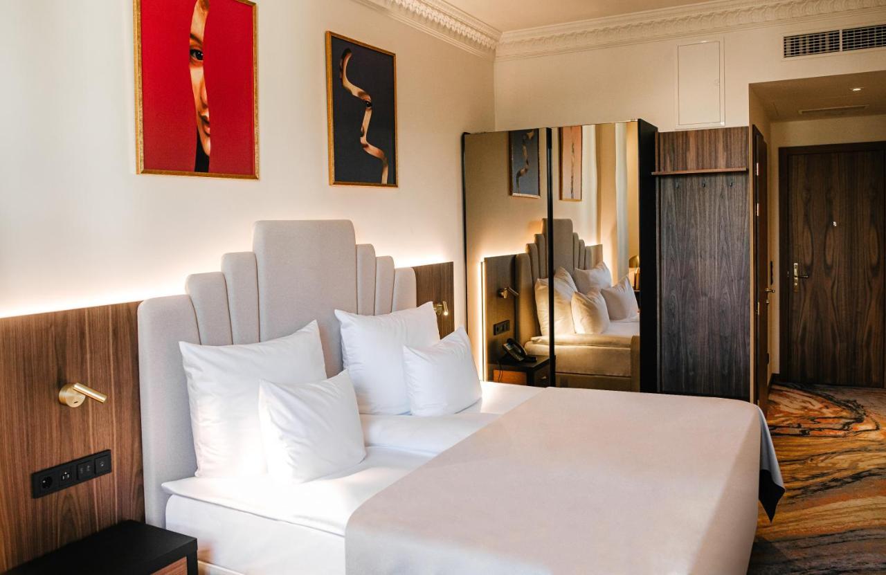 Nadiya Palace Ivano-Frankivsk Ngoại thất bức ảnh