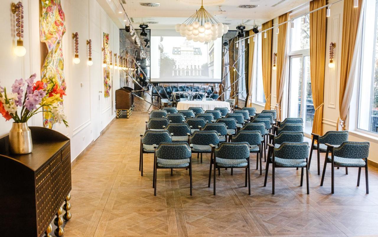 Nadiya Palace Ivano-Frankivsk Ngoại thất bức ảnh