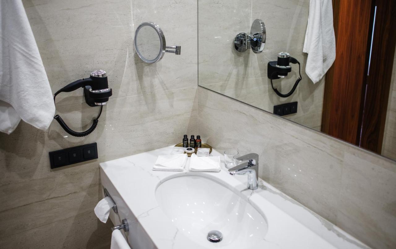 Nadiya Palace Ivano-Frankivsk Ngoại thất bức ảnh