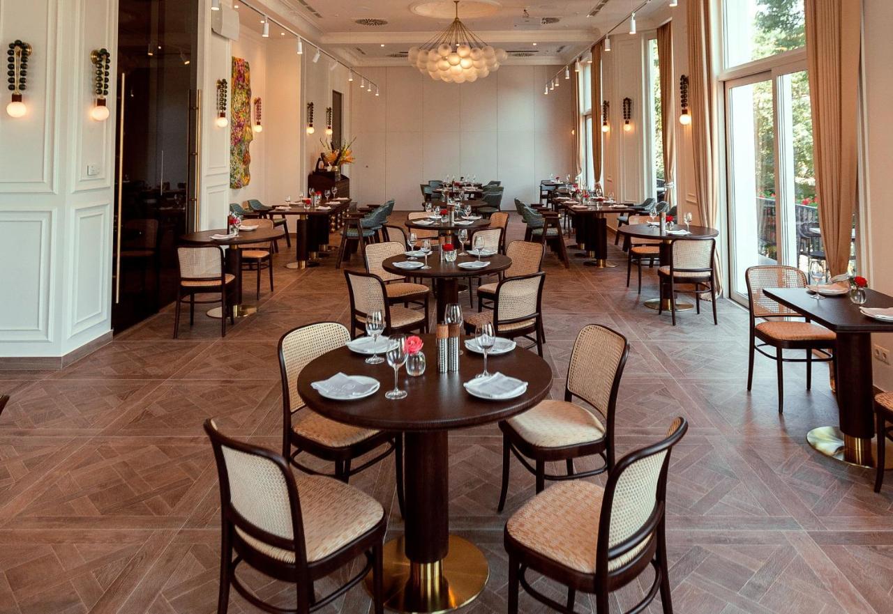 Nadiya Palace Ivano-Frankivsk Ngoại thất bức ảnh