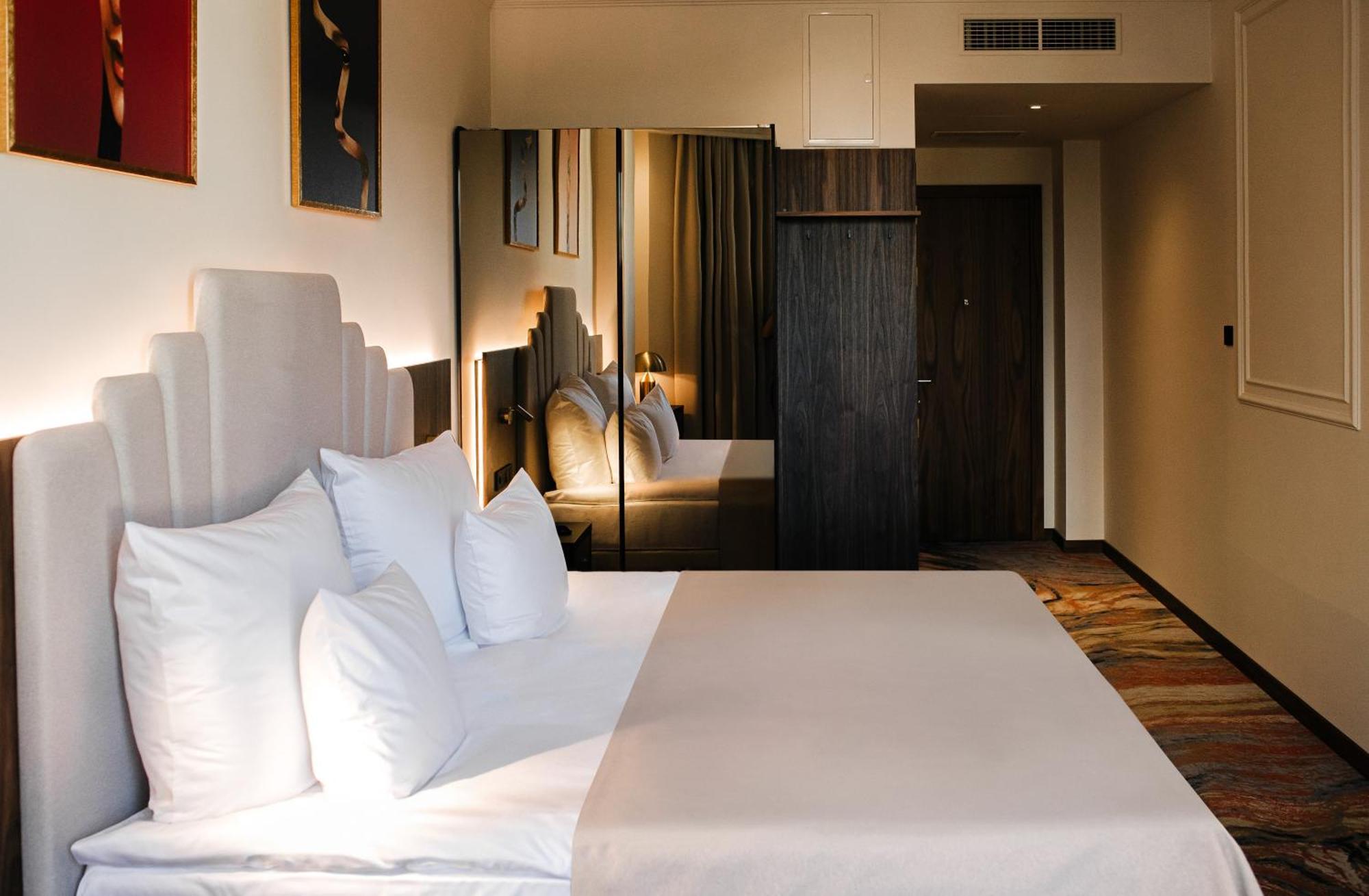 Nadiya Palace Ivano-Frankivsk Ngoại thất bức ảnh