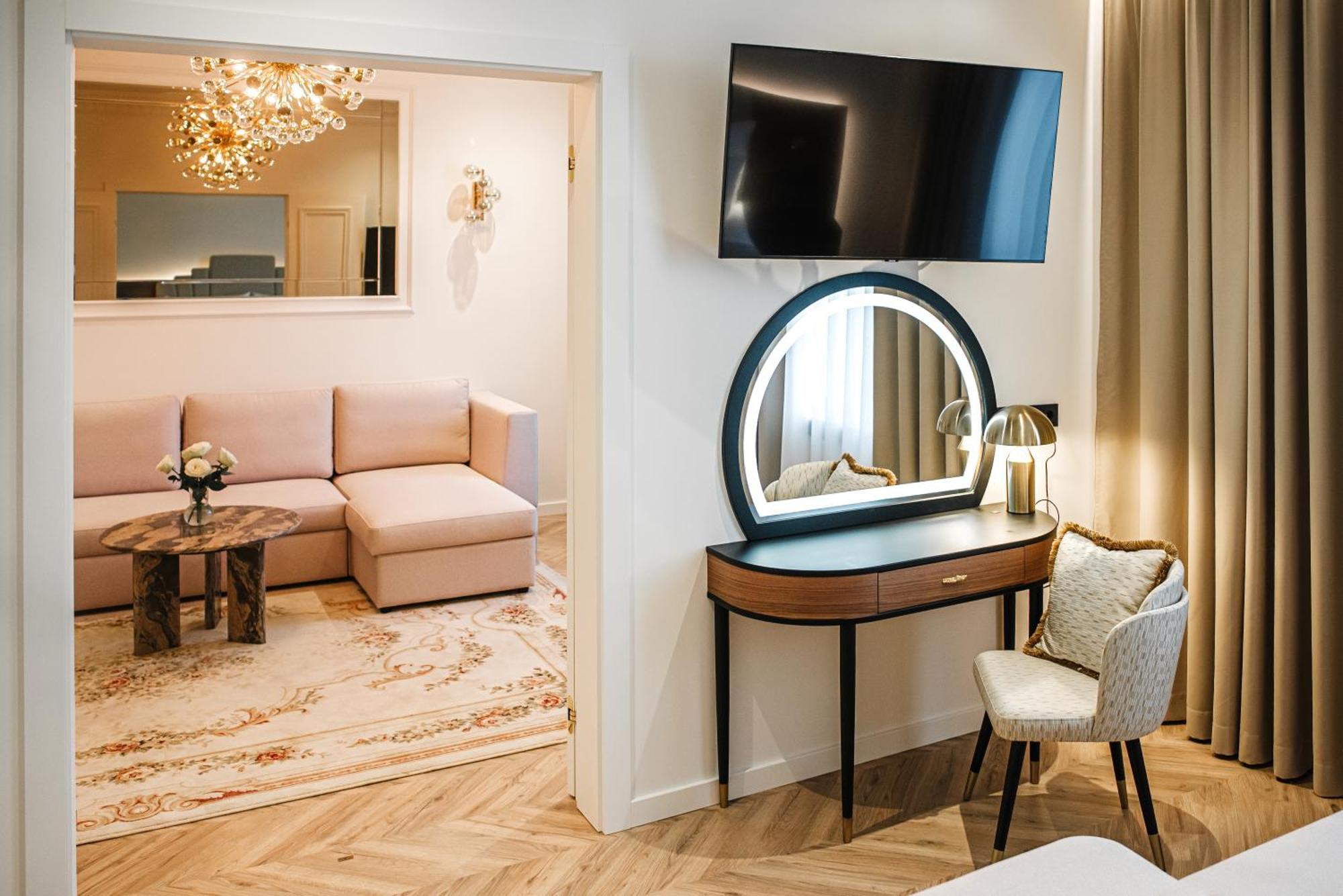Nadiya Palace Ivano-Frankivsk Ngoại thất bức ảnh